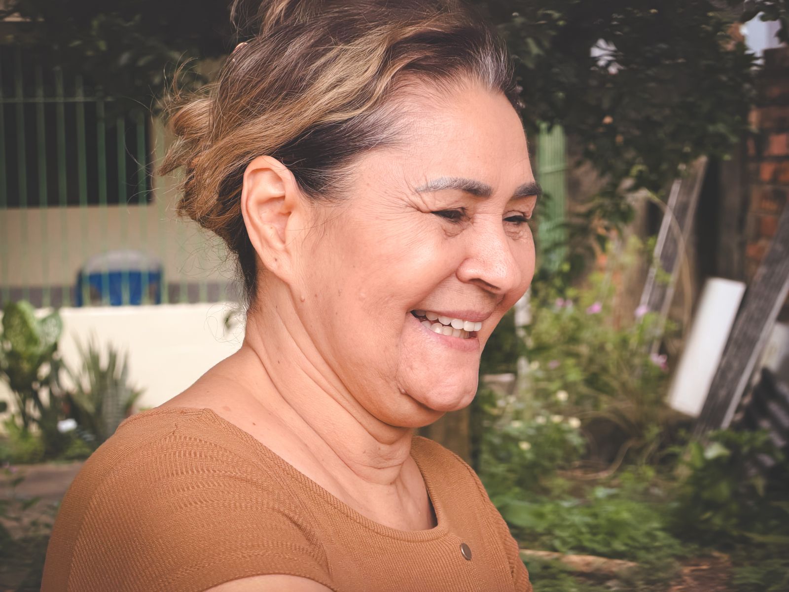 Edineuza comemorou a oportunidade de finalmente regularizar o imóvel da família